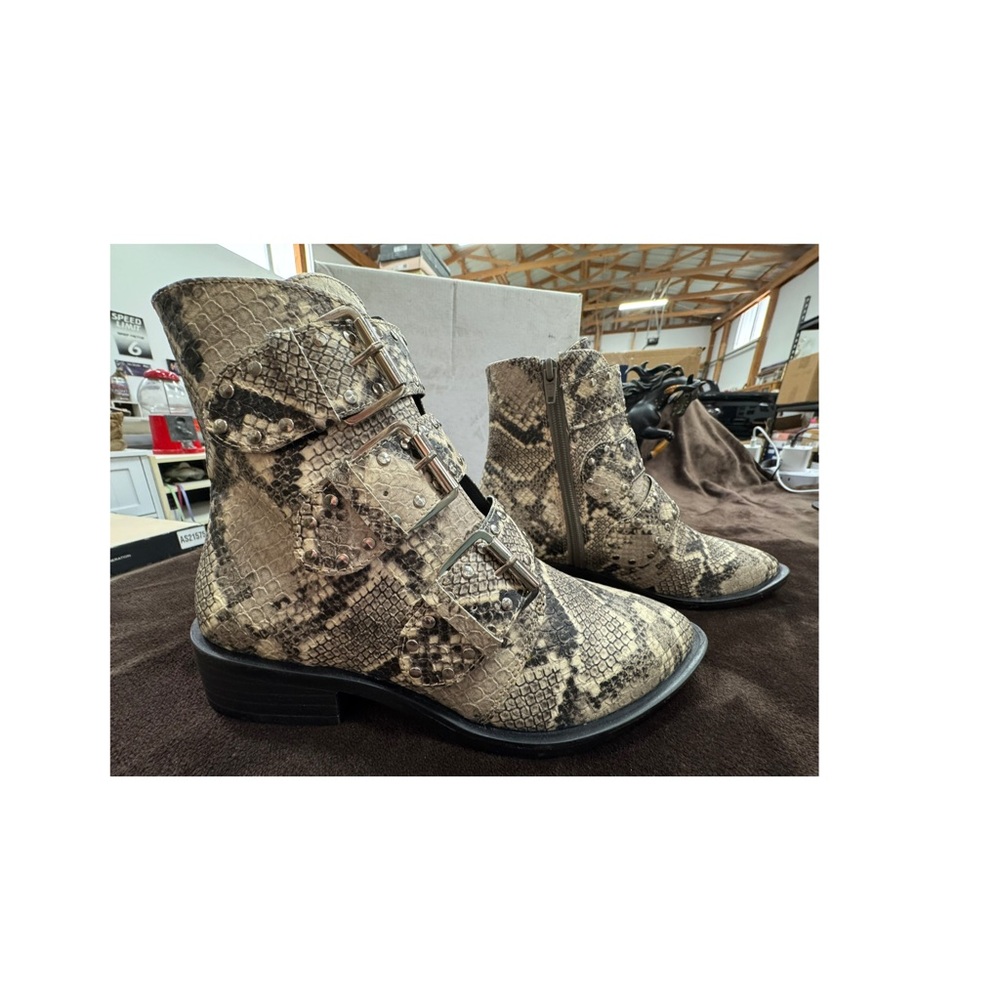 Steven New York Snakeskin Patterned Ankle Boots size 6.5